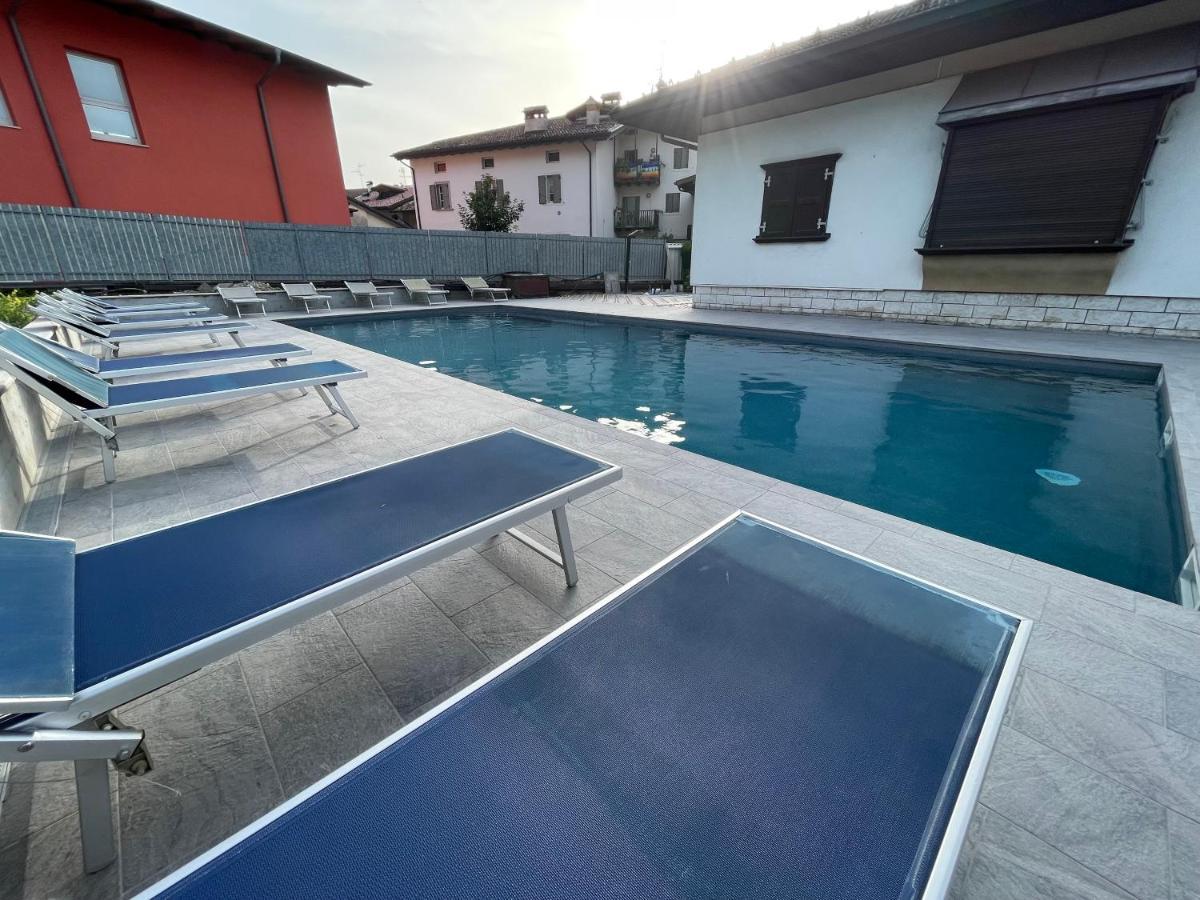 Villaggio Hotel Aquila Calliano  Esterno foto