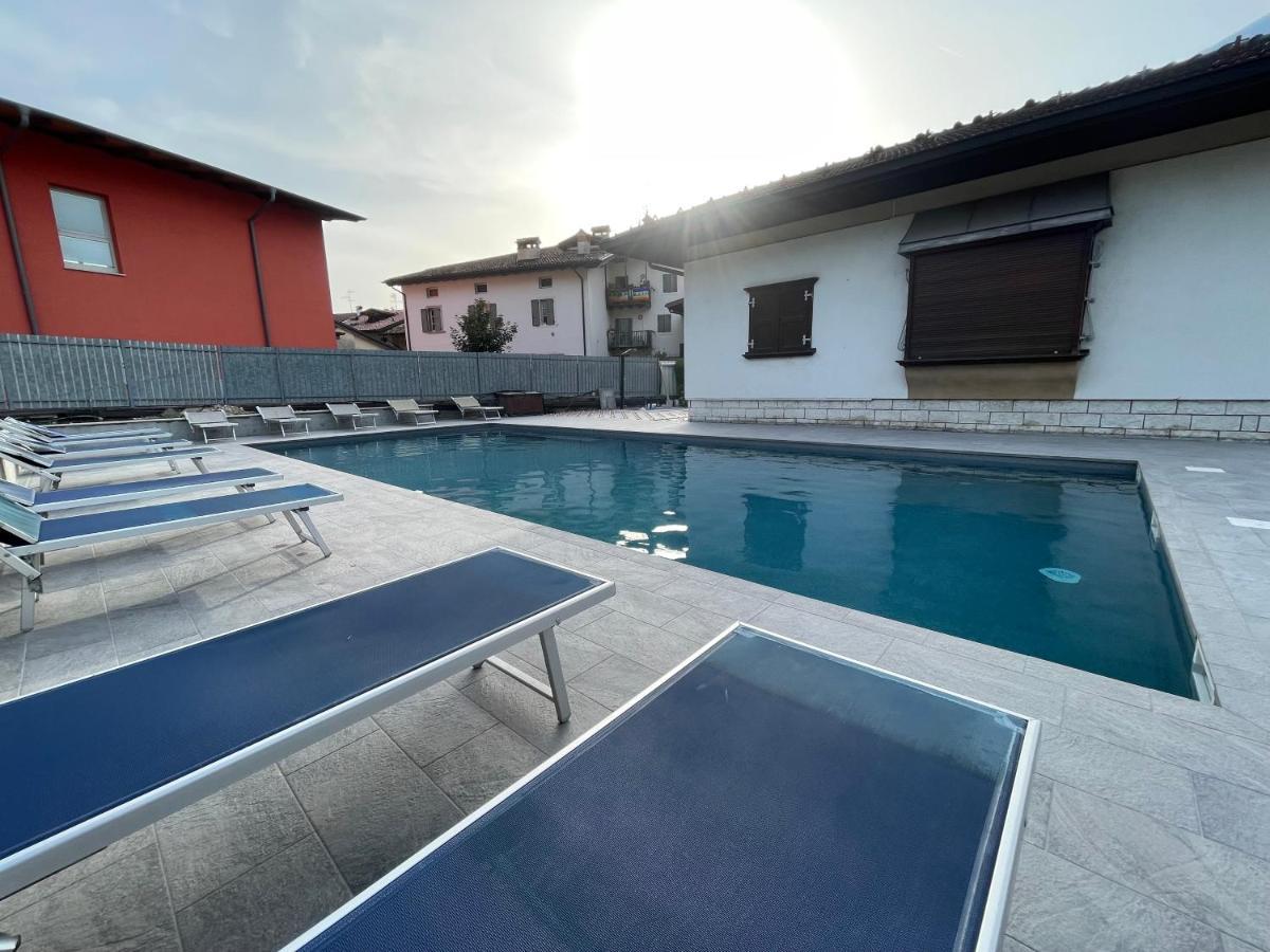 Villaggio Hotel Aquila Calliano  Esterno foto