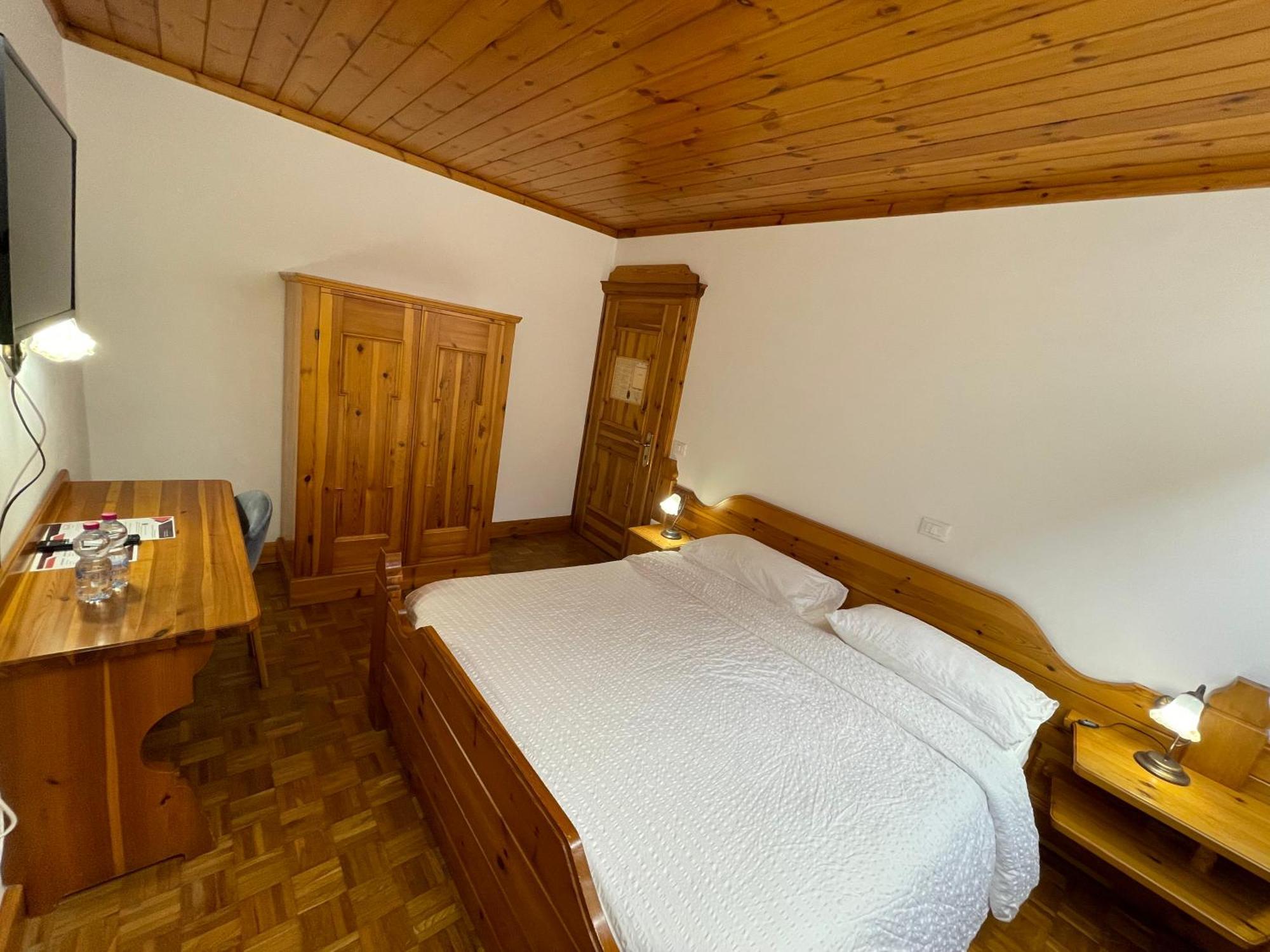 Villaggio Hotel Aquila Calliano  Esterno foto