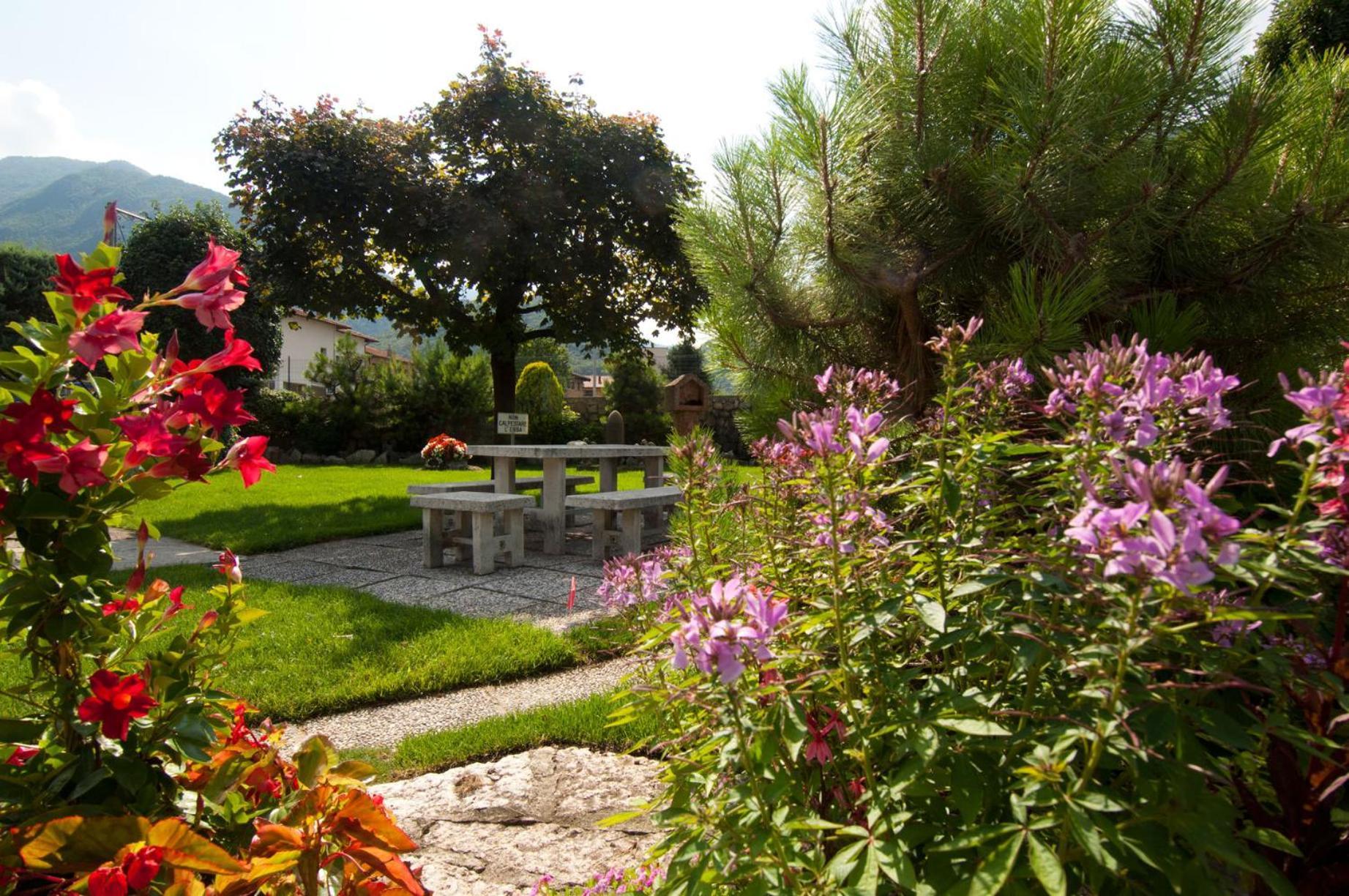 Villaggio Hotel Aquila Calliano  Esterno foto