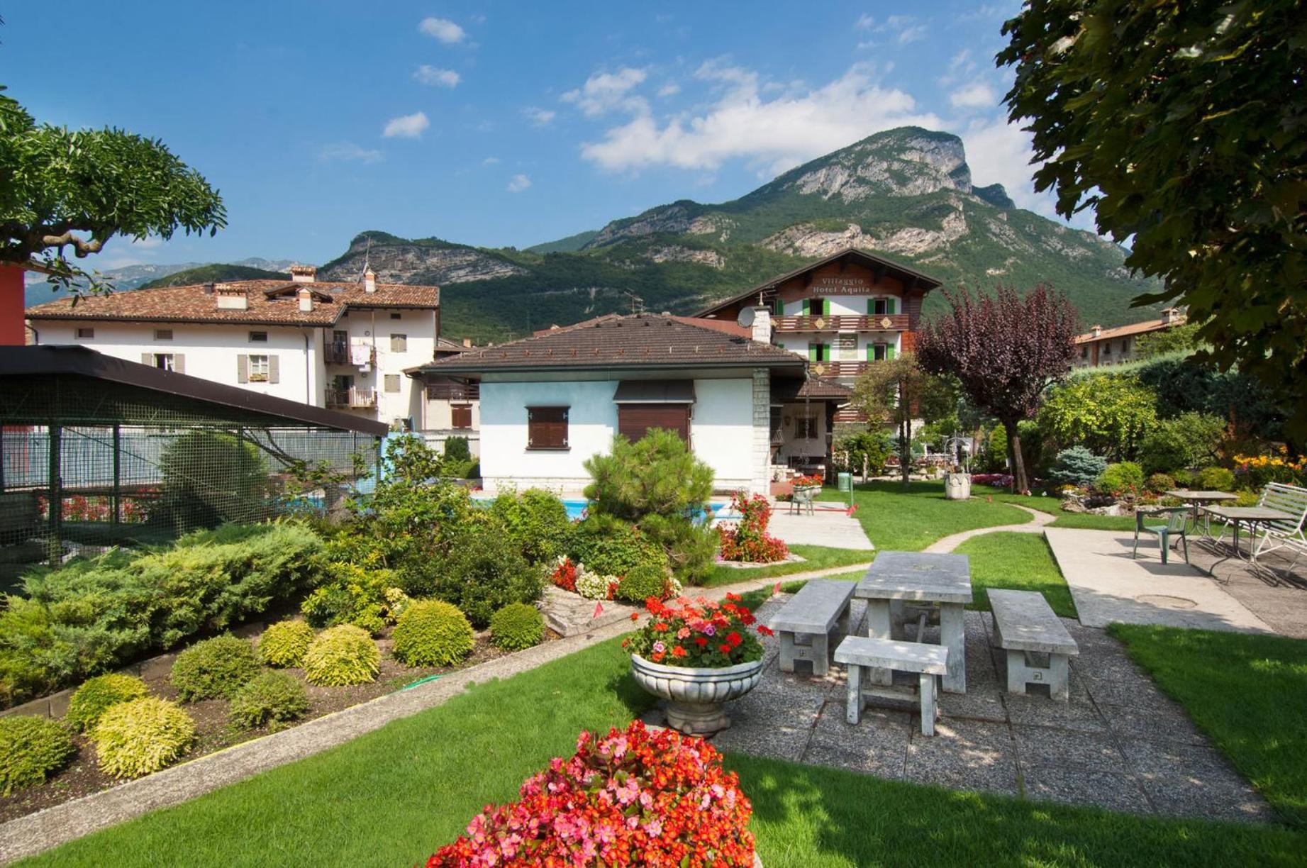 Villaggio Hotel Aquila Calliano  Esterno foto