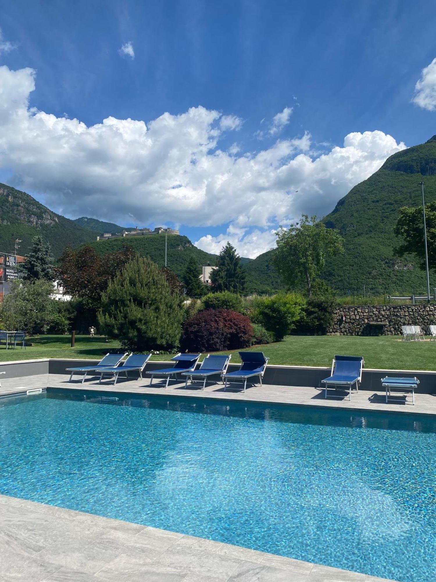 Villaggio Hotel Aquila Calliano  Esterno foto